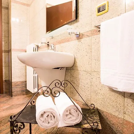 E La Bastia 3* Valeggio sul Mincio